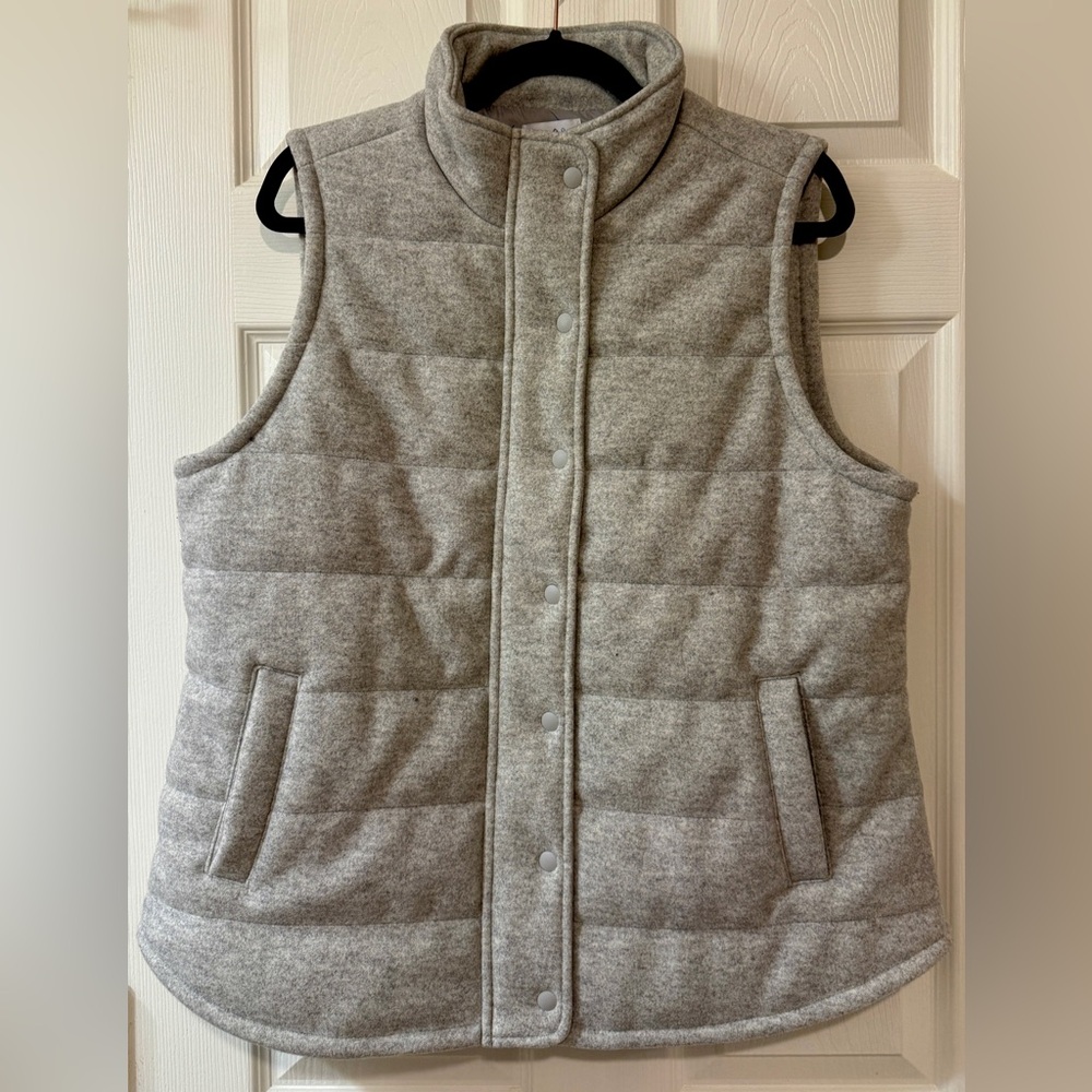 Croft & Barrow Light Gray Quilted Vest